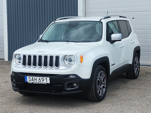 Jeep Renegade 7 of 11