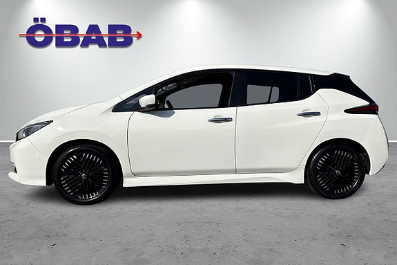 Nissan Leaf 4 of 5