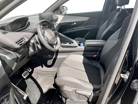 Peugeot 5008 4 of 5