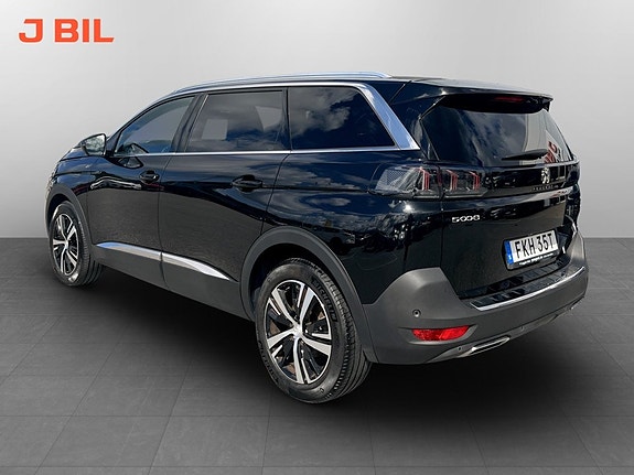 Peugeot 5008 3 of 5