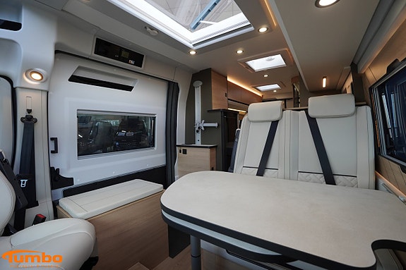 Dreamer D62 SELECT Dubbelbädd 140hk Automat 4250kg Dieselpanna 4 of 18
