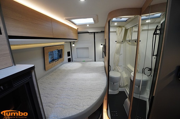 Dreamer D62 SELECT Dubbelbädd 140hk Automat 4250kg Dieselpanna 9 of 18
