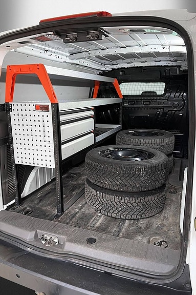 Ford Transit Connect 4 of 5