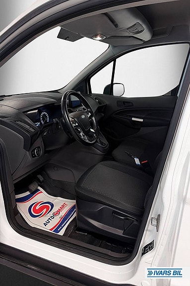 Ford Transit Connect 5 of 5