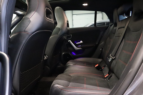 Mercedes-Benz CLA250 e 13 of 29