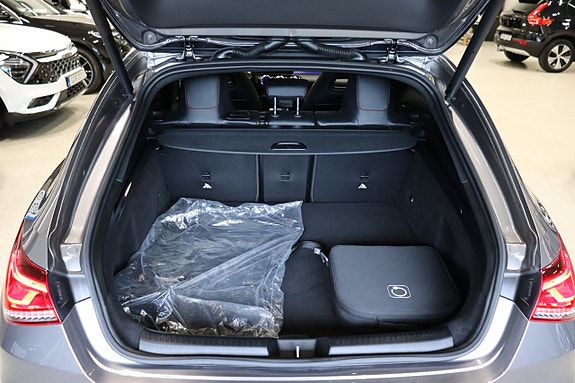 Mercedes-Benz CLA250 e 7 of 29