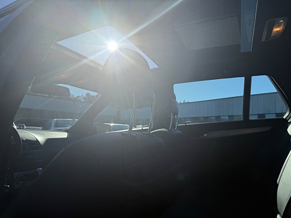 Mercedes-Benz C180 16 of 19