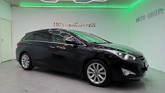 Hyundai i40 2 of 5