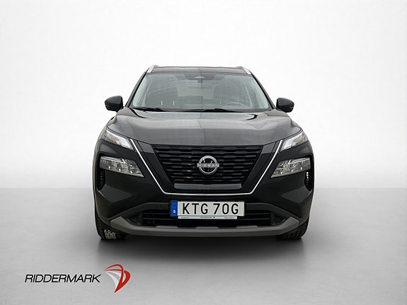 Nissan X-Trail 2 of 5