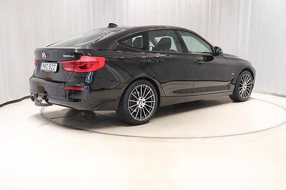 BMW 320 4 of 10