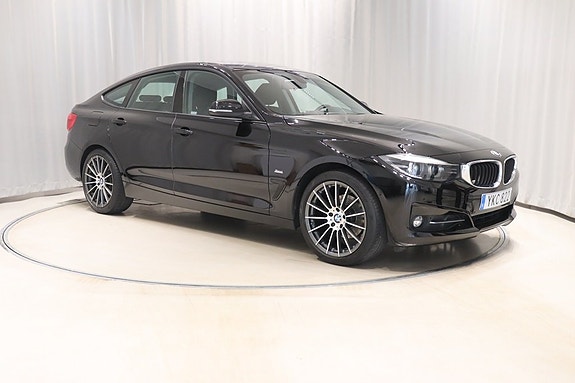 BMW 320 3 of 10
