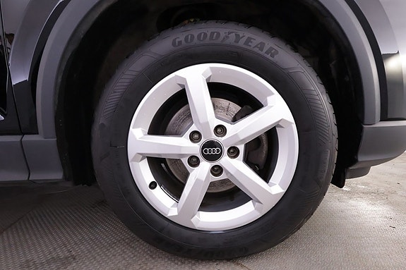 Audi Q2 3 of 5