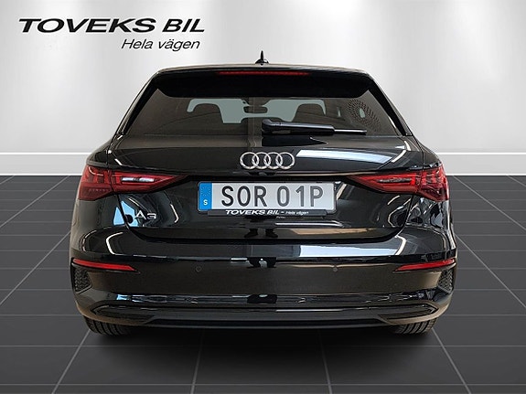 Audi A3 4 of 5