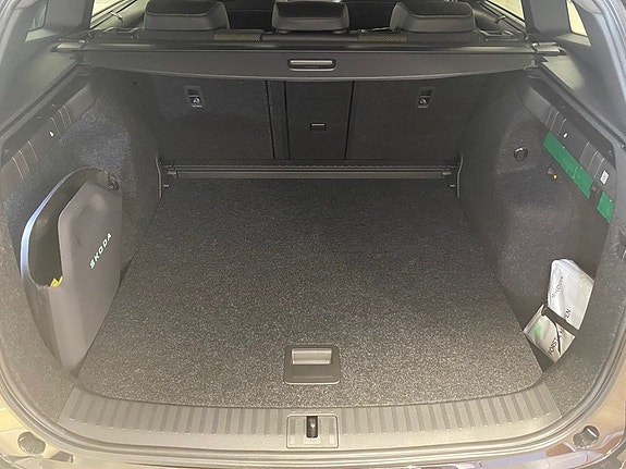 Skoda Enyaq RS 5 of 5