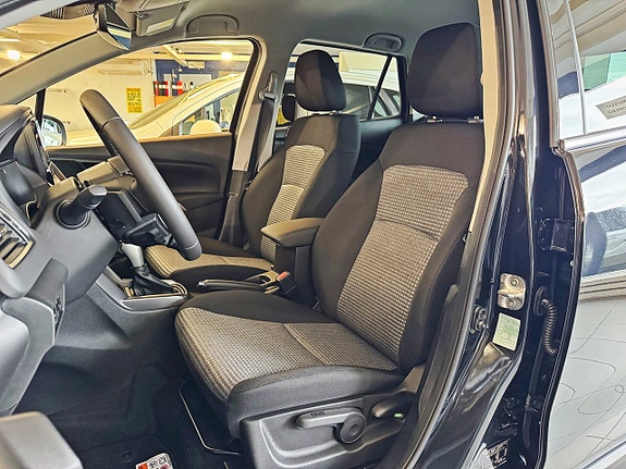 Suzuki S-Cross 4 of 5