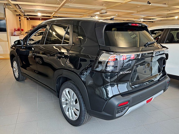 Suzuki S-Cross 7 of 7