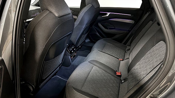 Audi A6 13 of 17