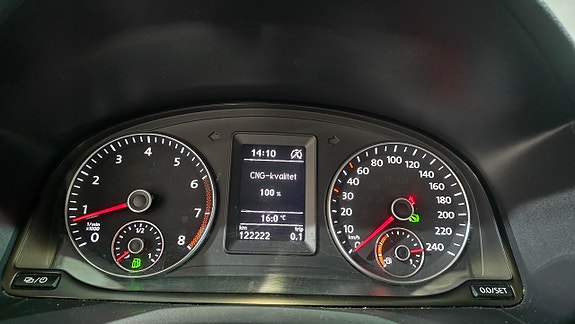 Volkswagen Caddy Maxi 17 of 23
