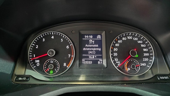 Volkswagen Caddy Maxi 19 of 23