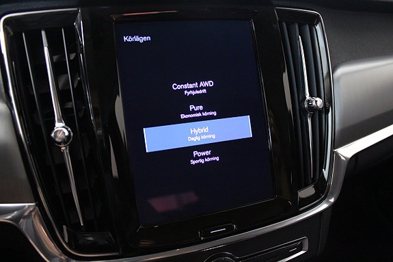 Volvo V90 28 of 30