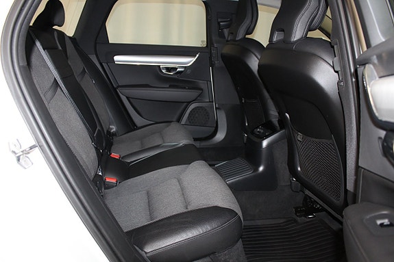 Volvo V90 21 of 30