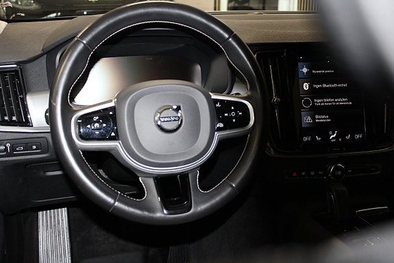 Volvo V90 24 of 30