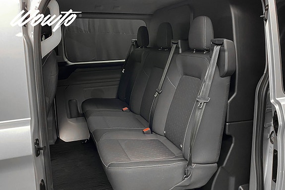 Ford Transit Custom 10 of 19