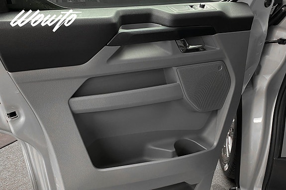 Ford Transit Custom 8 of 19