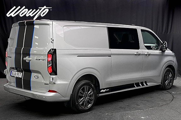 Ford Transit Custom 4 of 5