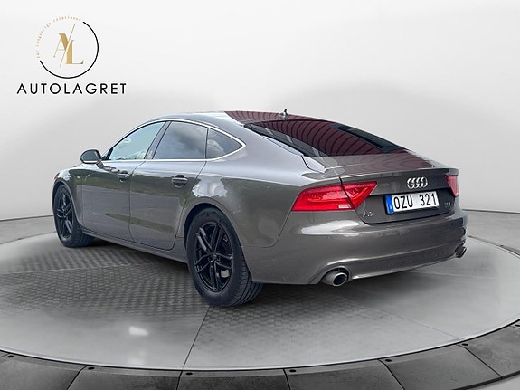 Audi A7 4 of 5