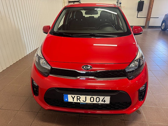 Kia Picanto 3 of 5