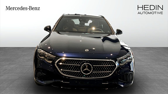 Mercedes-Benz E300 de 8 of 9