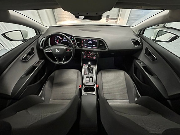 Seat Leon 10 of 19