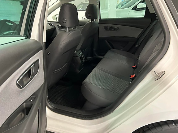Seat Leon 12 of 19