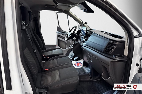 Ford Transit Custom 8 of 10