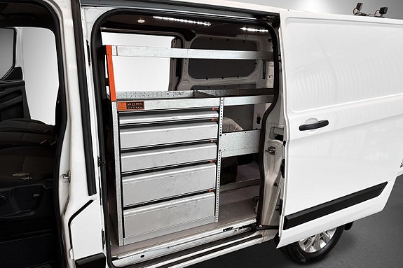 Ford Transit Custom 6 of 10