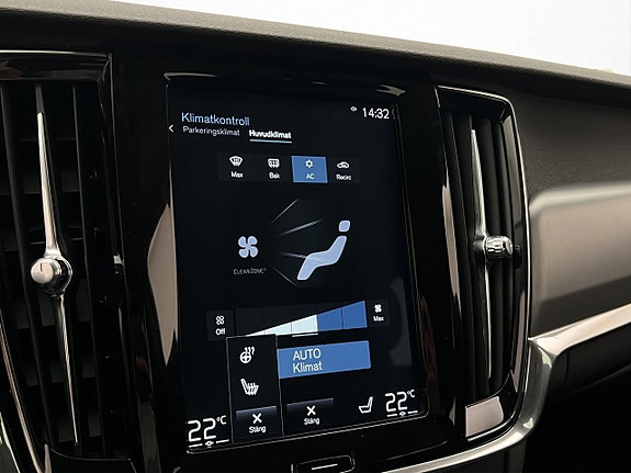 Volvo V90 17 of 30