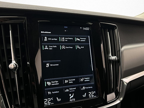 Volvo V90 18 of 30