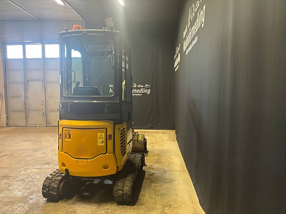 Komatsu PC16r - BREDDBAR / HYDRAULISKT REDSKAPSFÄSTE 5 of 11