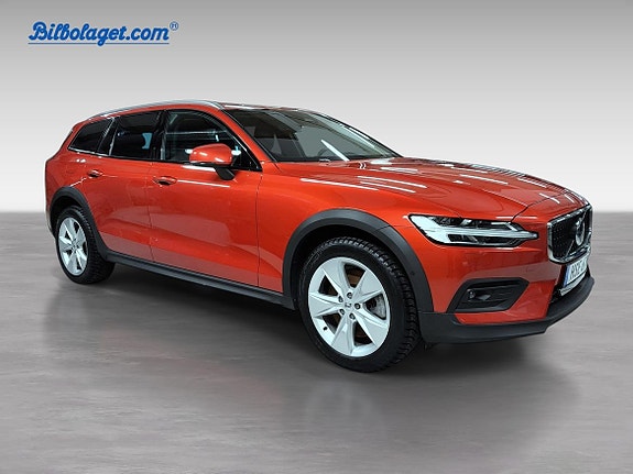 Volvo V60 Cross Country 5 of 5