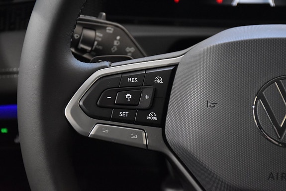 Volkswagen Tiguan 10 of 25
