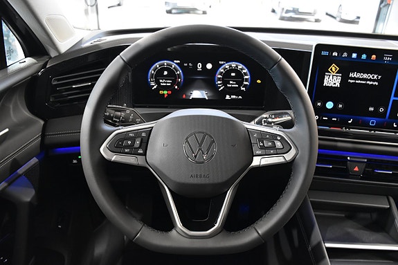 Volkswagen Tiguan 9 of 25