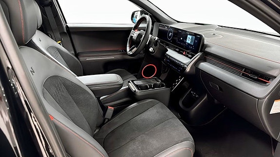 Hyundai Ioniq 5 3 of 9