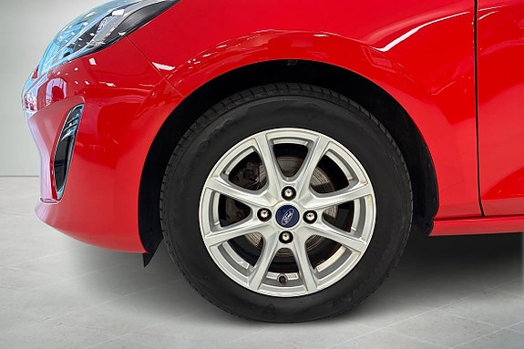Ford Fiesta 15 of 18