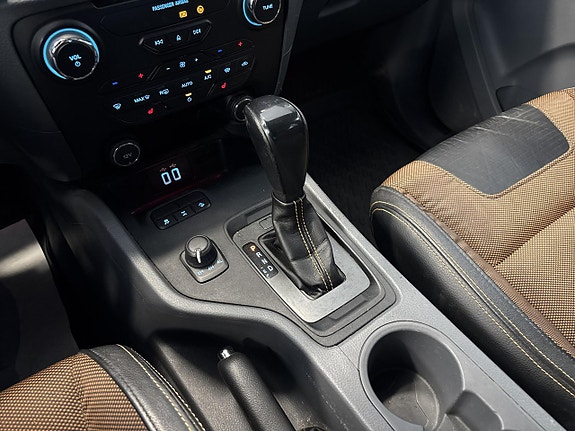 Ford Ranger 14 of 21