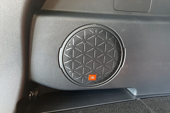 Toyota RAV4 19 of 25