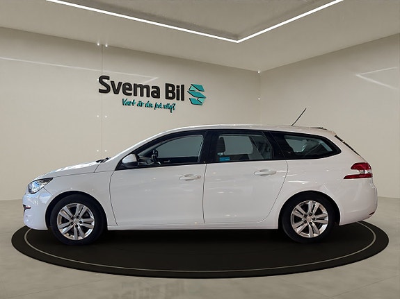 Peugeot 308 SW 3 of 5