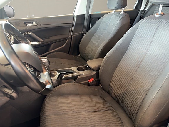 Peugeot 308 SW 9 of 14