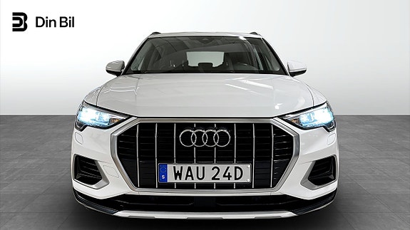 Audi Q3 4 of 5