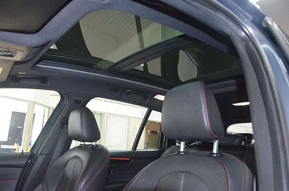BMW 220d 16 of 22